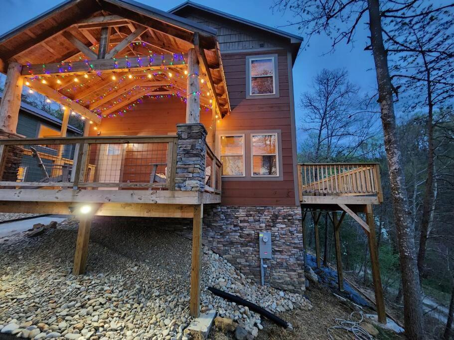Holiday home Dancing Bear Cabin- Relax & Enjoy! *