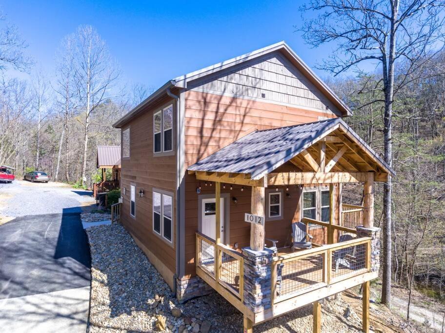 Dancing Bear Cabin- Relax & Enjoy! Sevierville