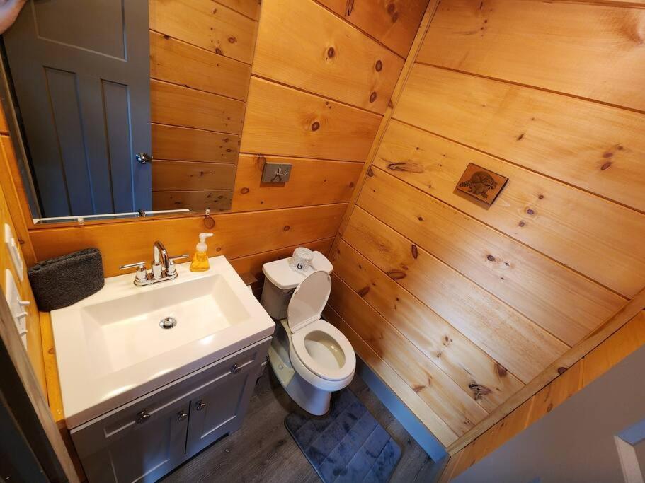Holiday home Dancing Bear Cabin- Relax & Enjoy!