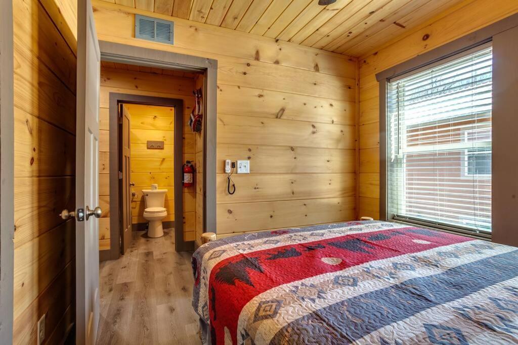 Hébergement de vacances Dancing Bear Cabin- Relax & Enjoy! Sevierville